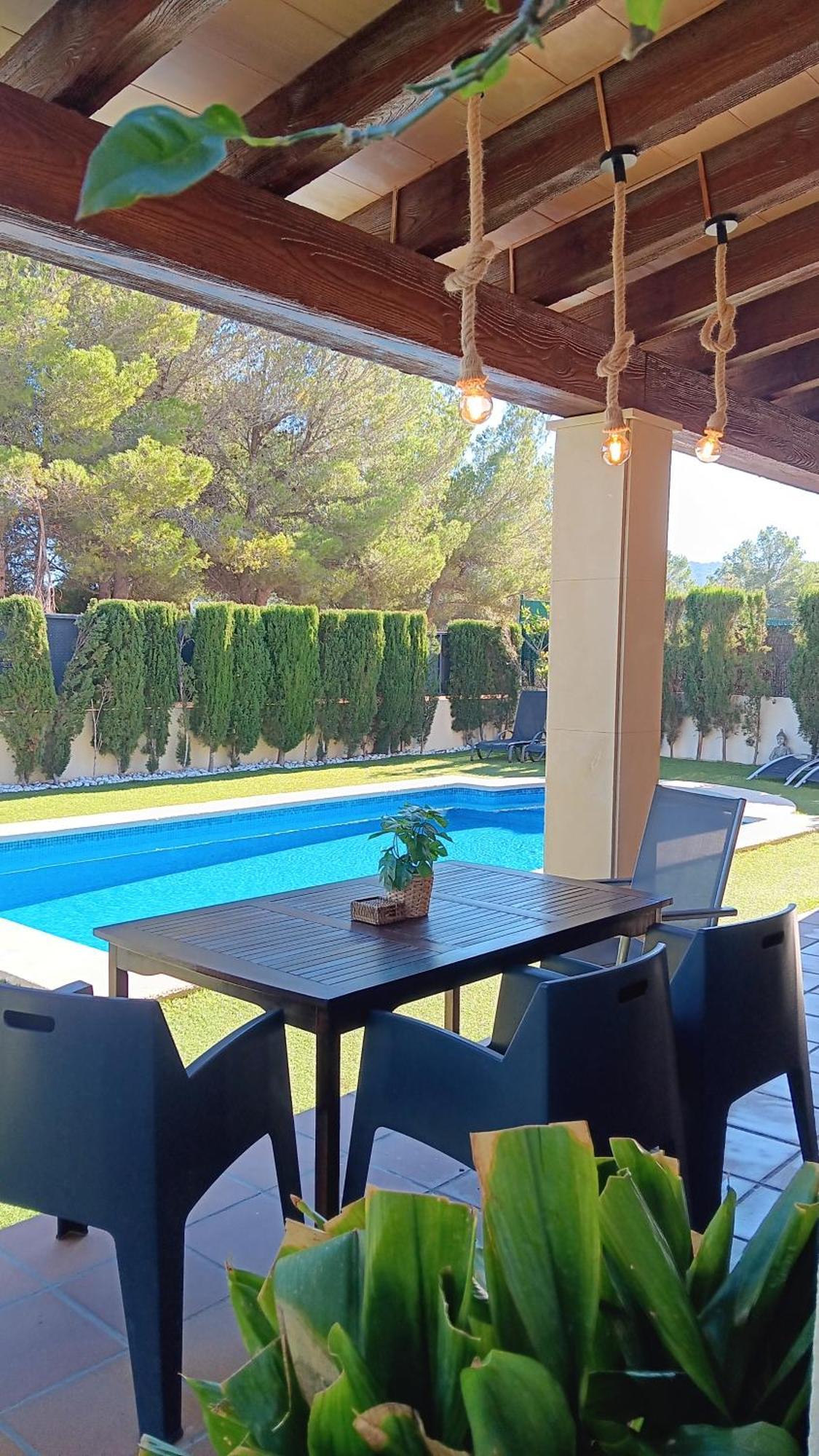 Villa Puerto Adriano エル・トロ エクステリア 写真